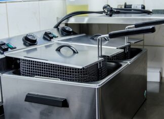 Co jest złego w fast food?